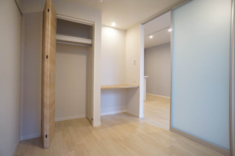 プレザント・アイ 102号-5