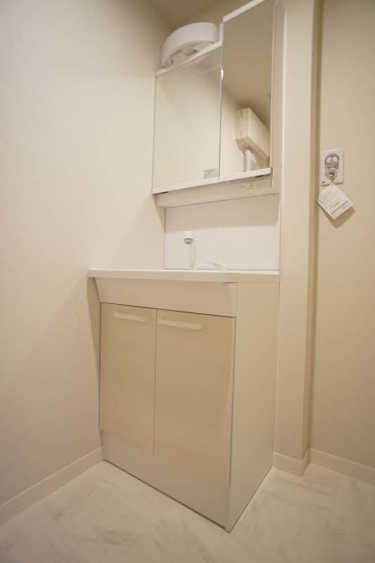 プレザント・アイ 102号-6