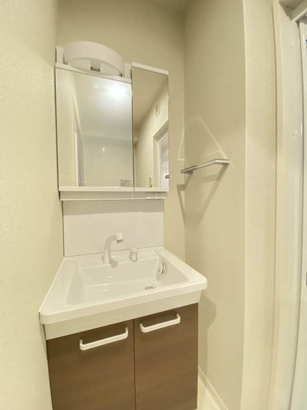 プレザント・アイ 305号-10