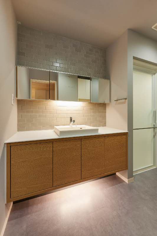 ウィズプラス浦和美園　ウエスト　Ａ棟 302号-7