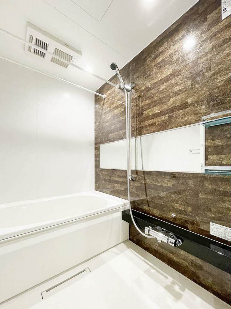 ウィズプラス浦和美園 ウエスト B棟 103号-8