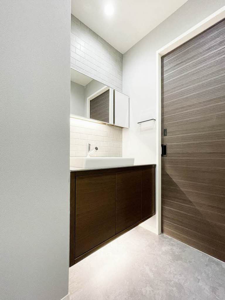 ウィズプラス浦和美園 ウエスト B棟 103号-9