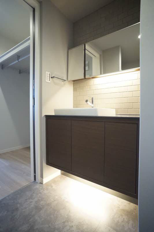 ウィズプラス浦和美園　ウエスト　Ｄ棟 304号-7