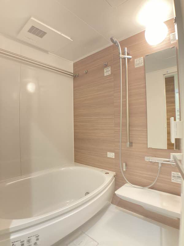 ラ・ファミーユ 101号-8