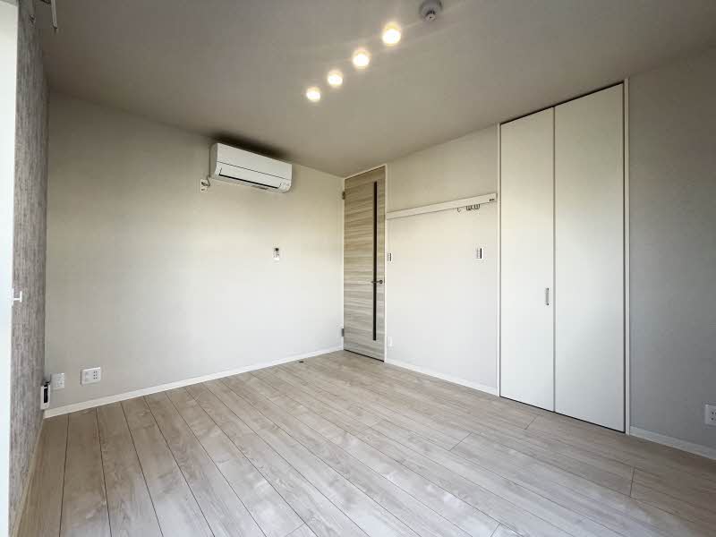 アーク・アムール　ヴィラ 301号-6