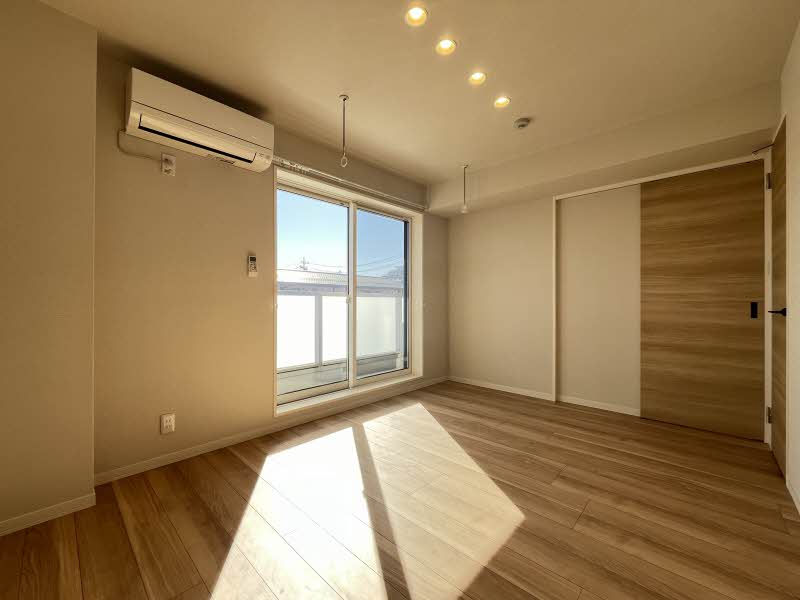 アーク・アムール　ヴィラ 303号-5