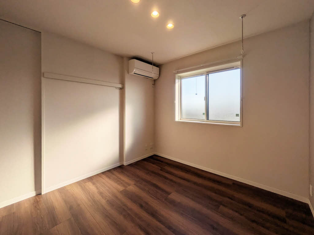 リヴァソーレ 302号-10