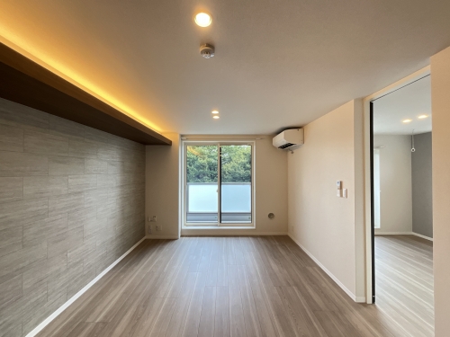 キャスティング 302号-3