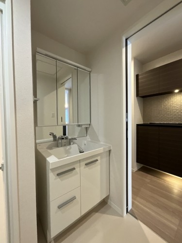 キャスティング 302号-8