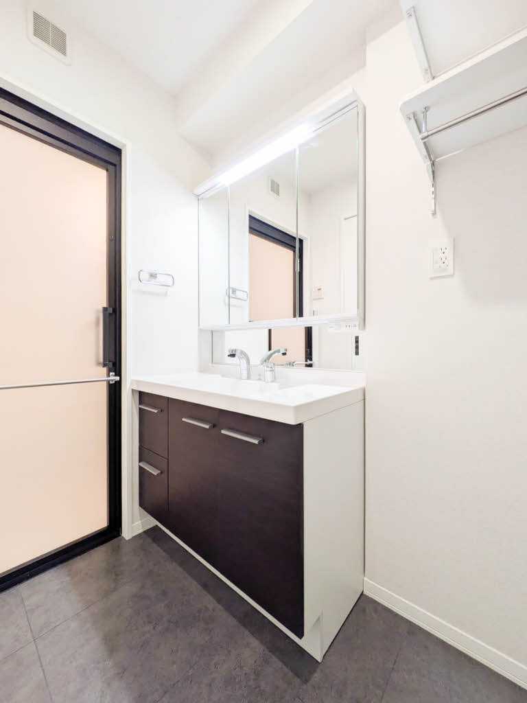 ロスマリーノ　東川口 203号-5