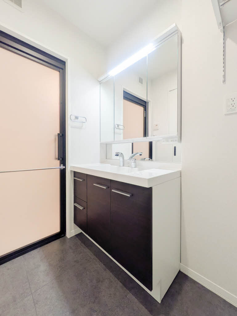 ロスマリーノ　東川口 303号-5