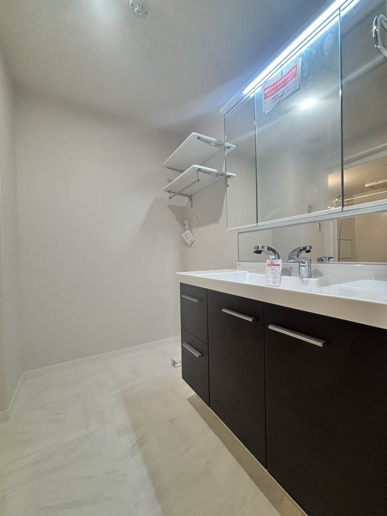 シャーメゾン　フローラ 303号-5