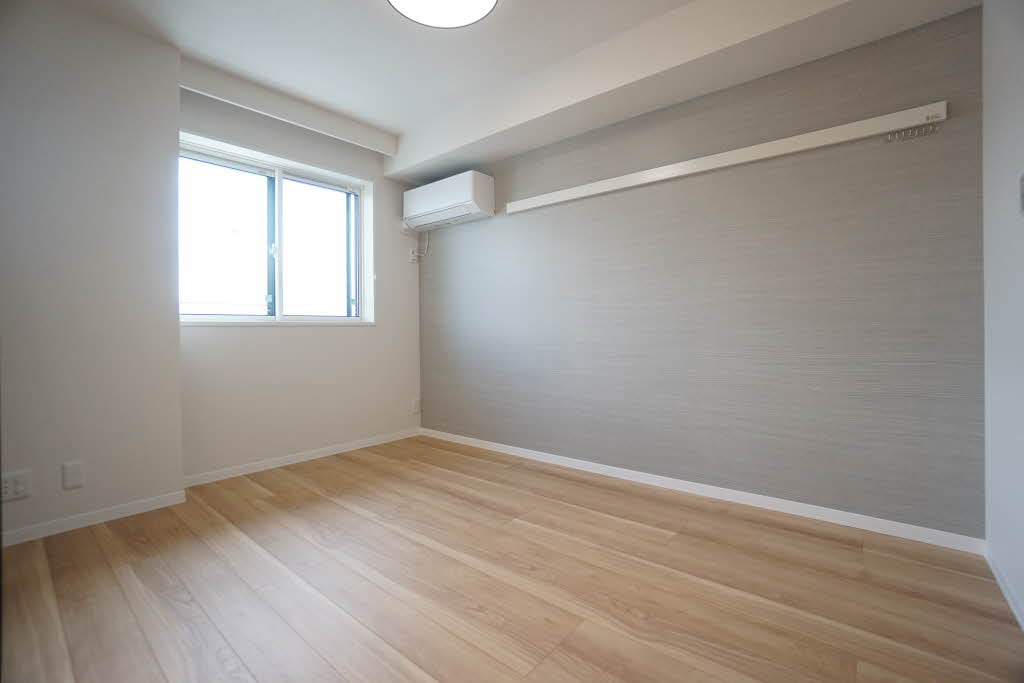 アピオン 301号-8