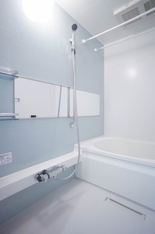 レウニールグラシアス川口 204号-8