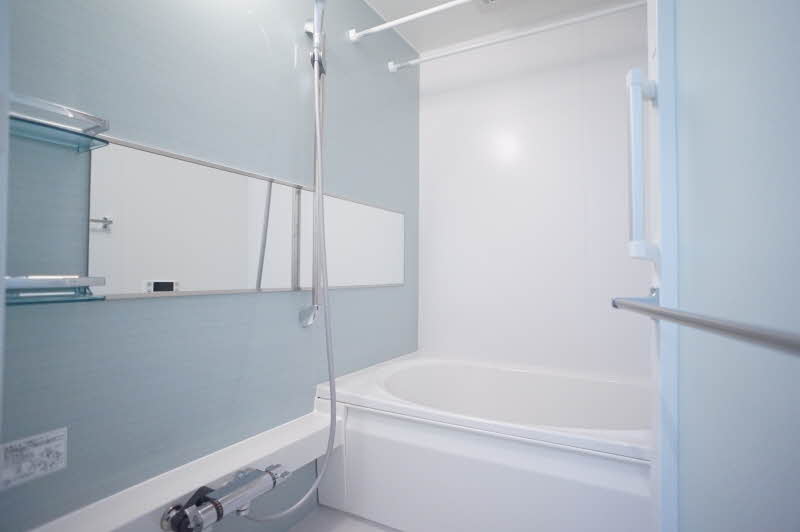 レウニールグラシアス川口 304号-5