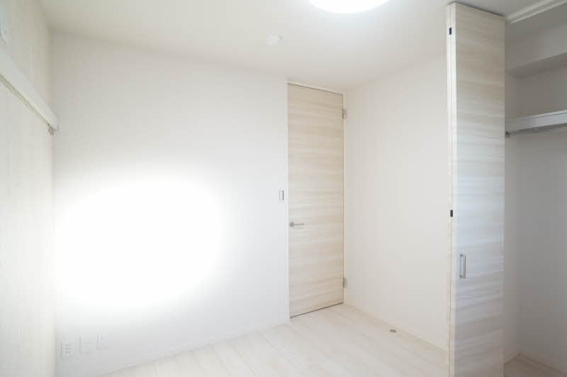 レウニールグラシアス川口 304号-10