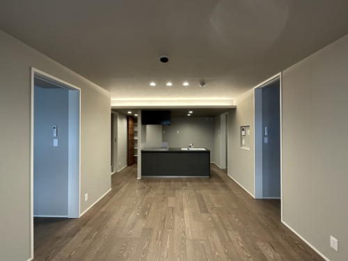 ロイヤルクレッセント 202号-2