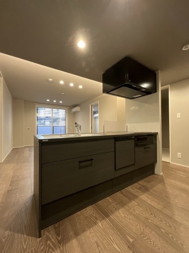 ロイヤルクレッセント 202号-4