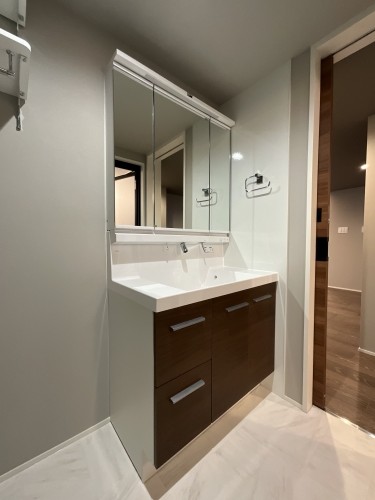 ロイヤルクレッセント 203号-6