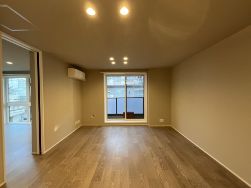 ロイヤルクレッセント 305号-3