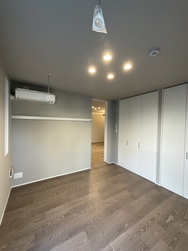 ロイヤルクレッセント 305号-6