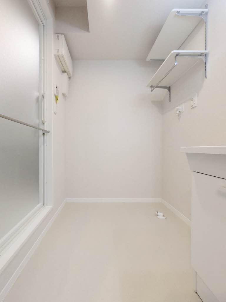 グランコート浦和 203号-8