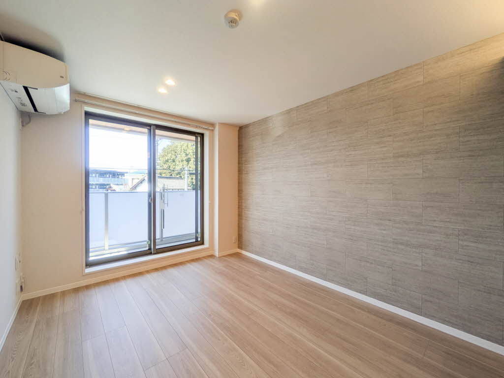 プレミアメゾン戸田 205号-3