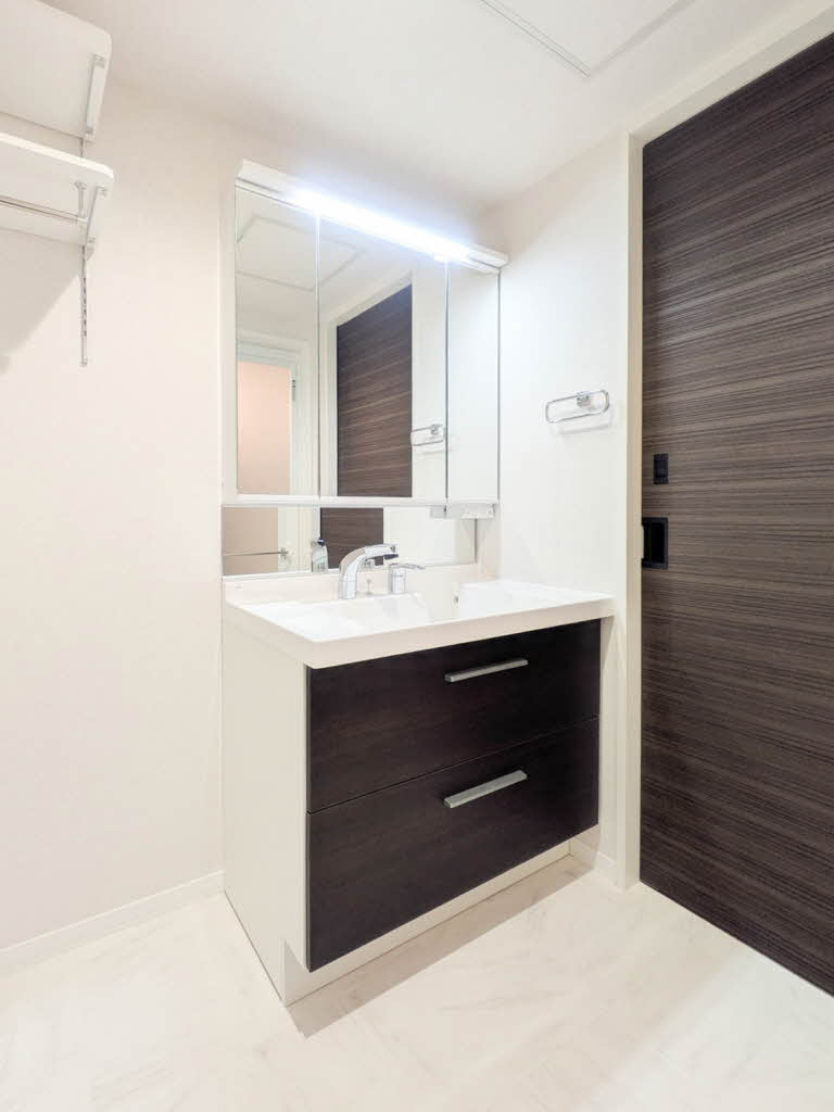 プレミアメゾン戸田 205号-5