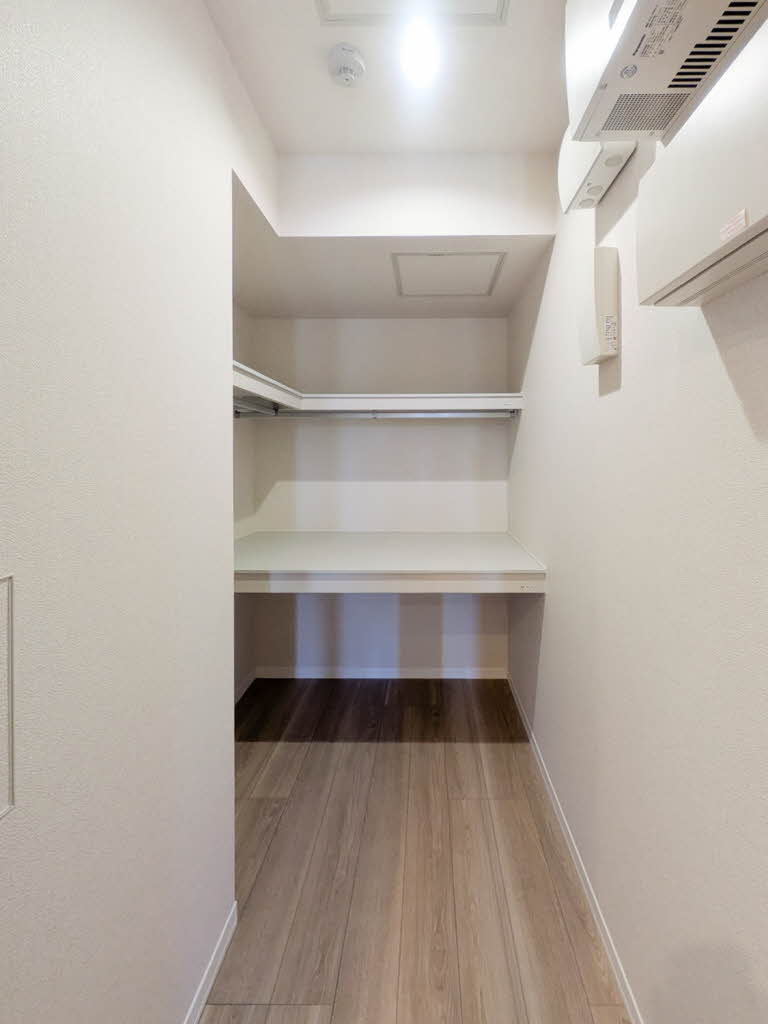 プレミアメゾン戸田 205号-10