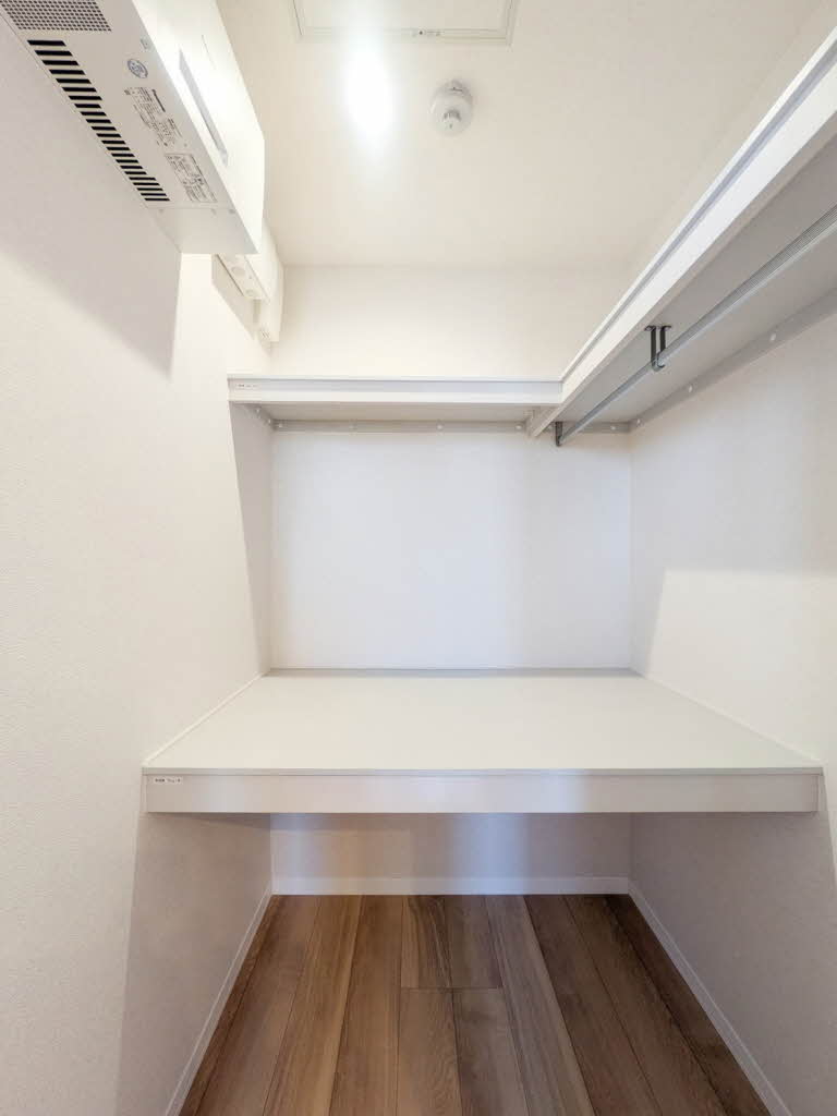 プレミアメゾン戸田 303号-10