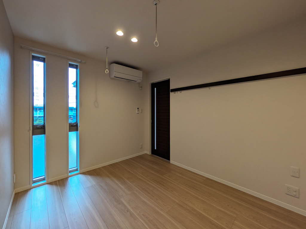 プレミアメゾン戸田 305号-8