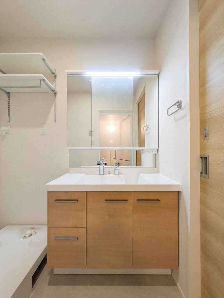 シャーメゾンステージ浦和常盤 305号-9