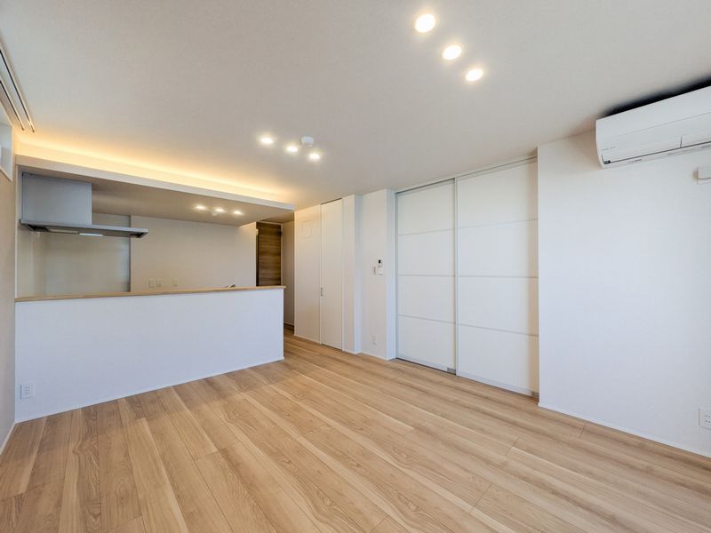 シャーメゾンステージ浦和常盤 401号-2