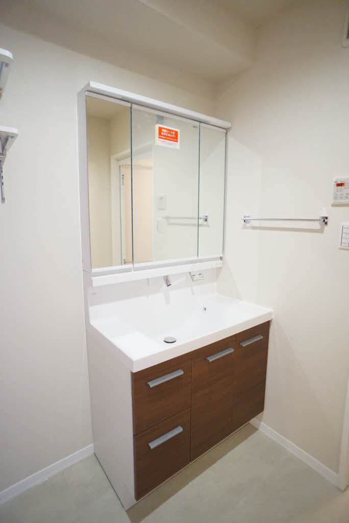 リラフォート飯塚 302号-6