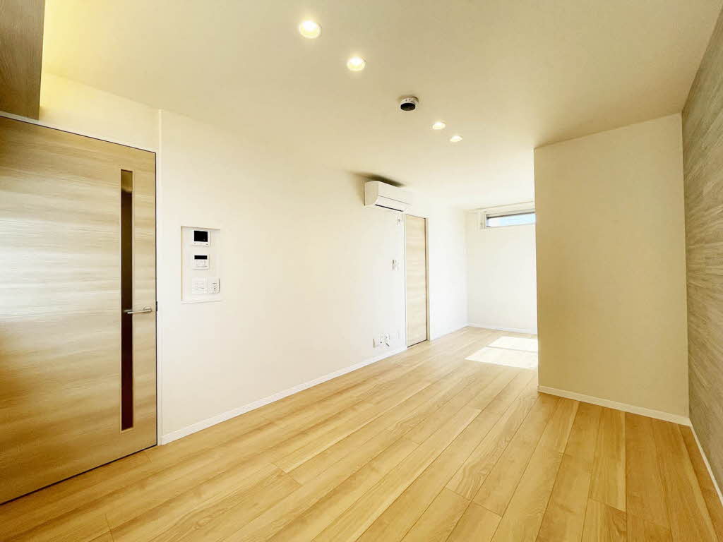 エム　フラット 201号-3