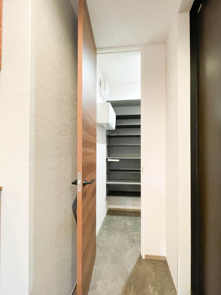 プリムベール岸町 201号-8