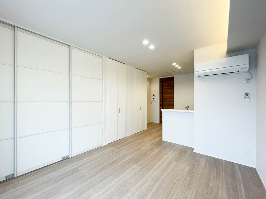 プリムベール岸町 302号-3