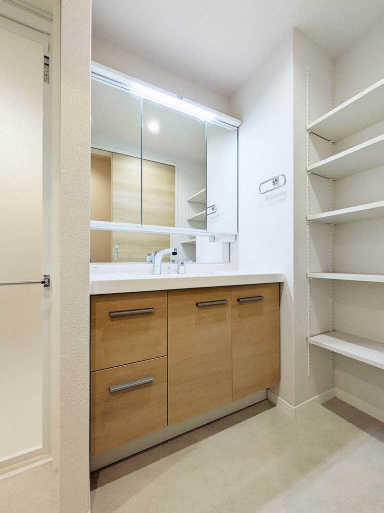 Ｋａｈｕｎａ　ｌｅａ　Ⅱ 301号-8