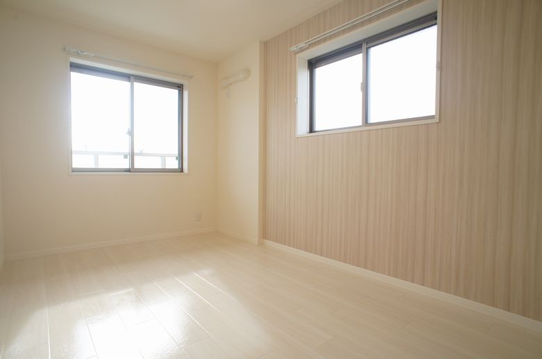 プリーマ・ドエル 301号-4