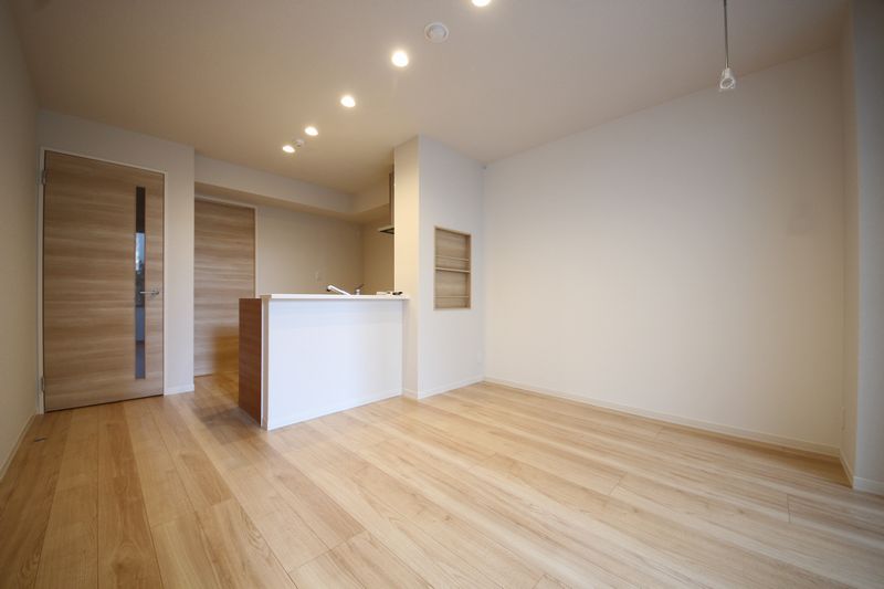 レオナ　イースト 101号-3