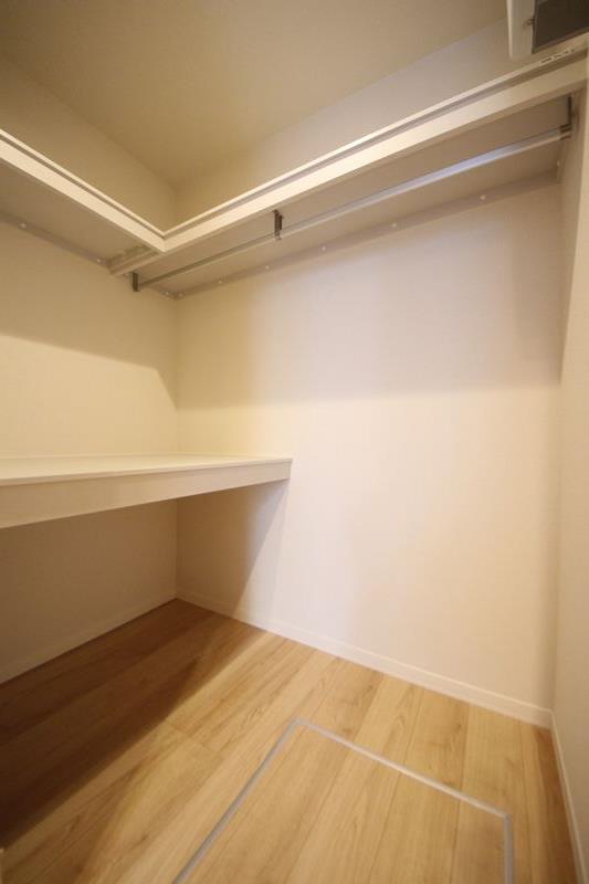 レオナ　イースト 101号-6