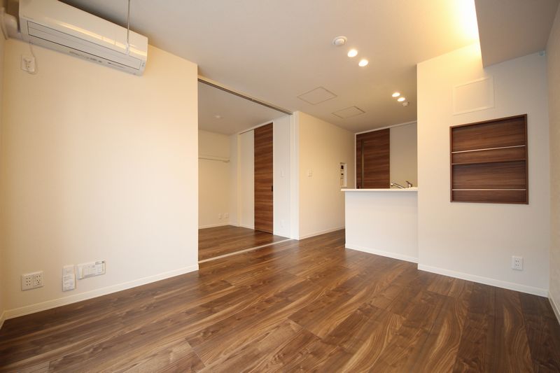 レオナ　イースト 406号-2