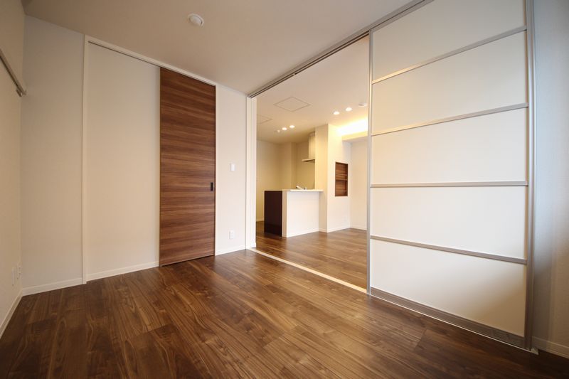 レオナ　イースト 406号-4