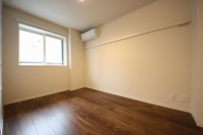 レオナ　イースト 406号-5