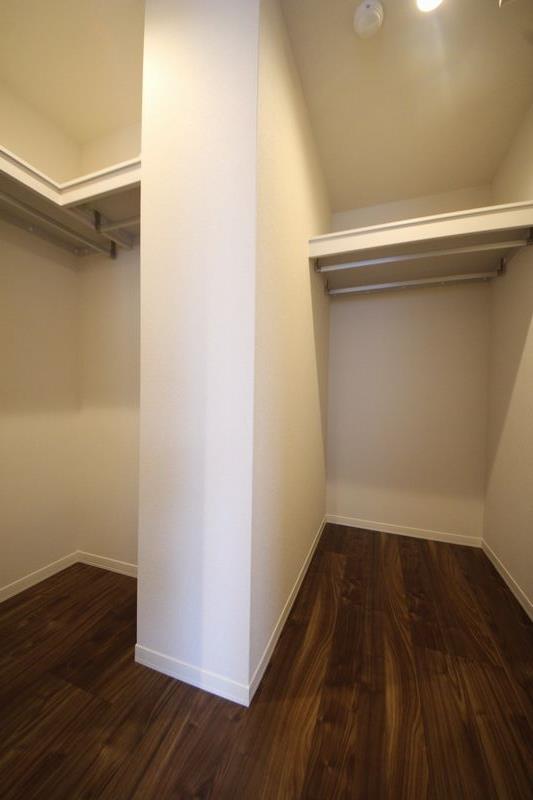 レオナ　イースト 406号-6