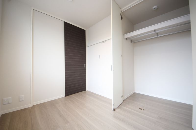 シャーメゾン　フィオーレ　ルナ 301号-6