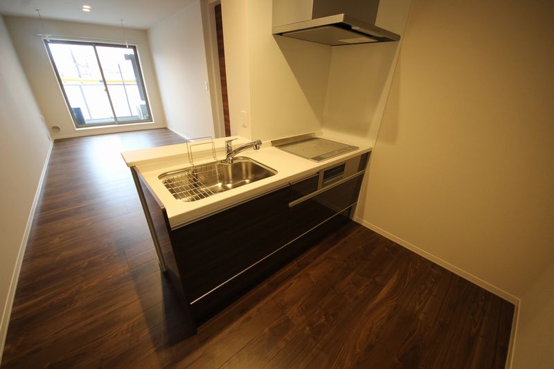 シャーメゾン　フィオーレ　ルナ 302号-7