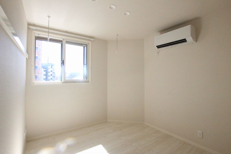 ウエスト　プレミアス 301号-5