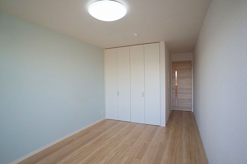 リーベ　三郷中央 301号-2