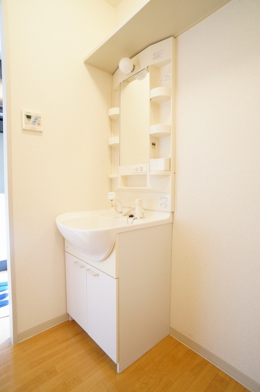 メイプルコート 202号-4